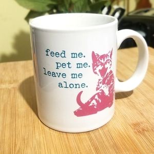Sassy cat mug 🐱 ☕ "Cat is good"